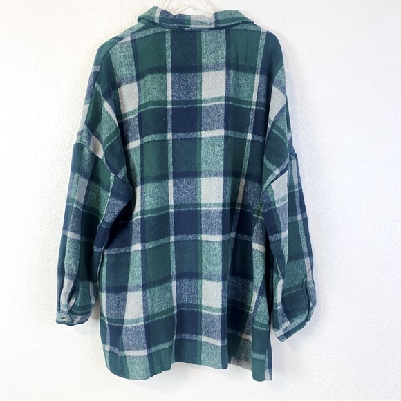 Pretty Garden Navy/Green Plaid Shacket Size XXL - Picture 2 of 6